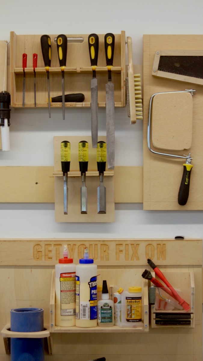 Woodworking for Beginners: Essential Tools and Simple Projects